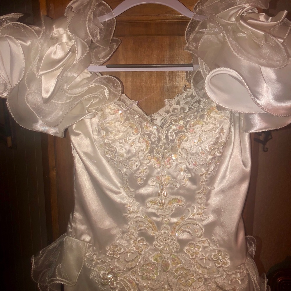 Wedding dress